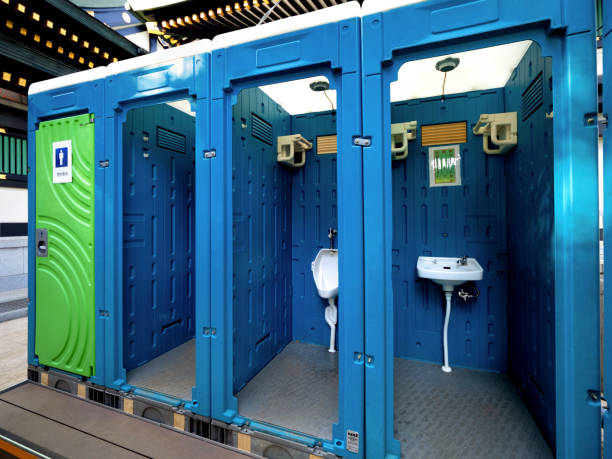 Best Porta potty delivery and setup  in Eden Prairie, MN